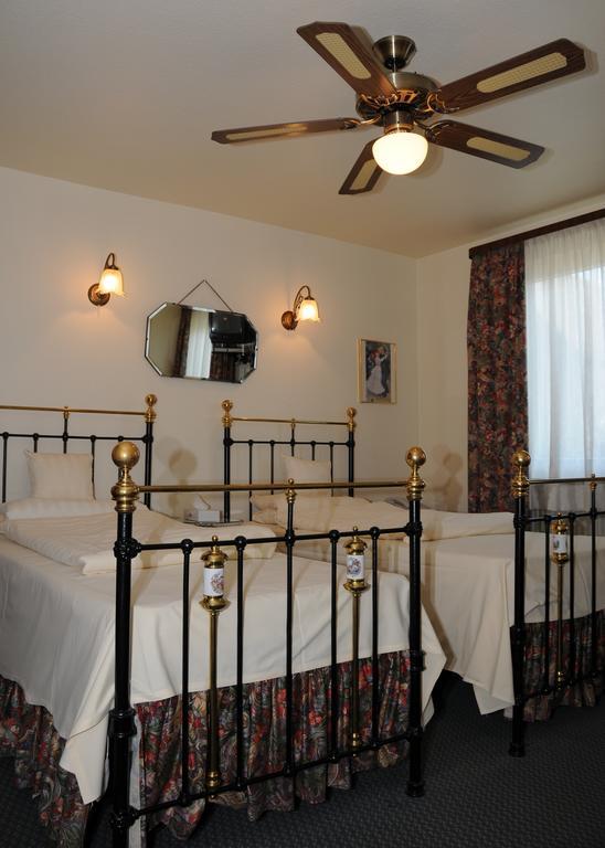 Hotel Admiral فيسبادن الغرفة الصورة